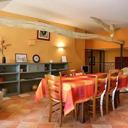 Sas Domaine Delmas 3*